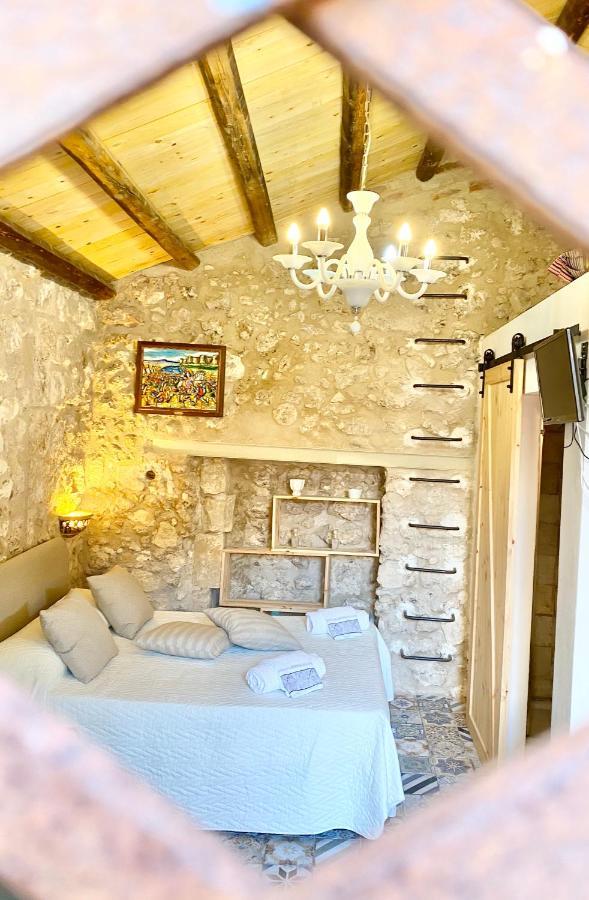 Casa Rurale Noto Antica Apartment ภายนอก รูปภาพ