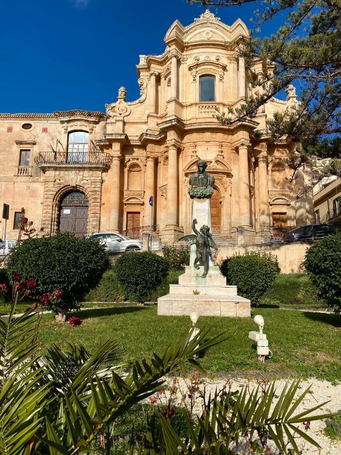 Casa Rurale Noto Antica Apartment ภายนอก รูปภาพ